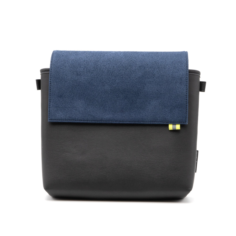 ラスト１【新品】MARNI AirPods Proケース ネックストラップ付き ラスト1【新品】MARNI AirPods Proケース ネックストラップ付き